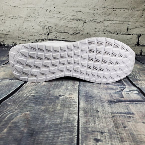 Adidas WOMEN'S ESSENTIALS NOVAFVSE X SHOES - Picture 7 of 9